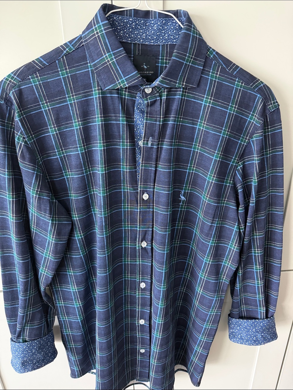 Tailorbyrd Navy & Green Plaid Button-Down Shirt with Contrast Cuffs